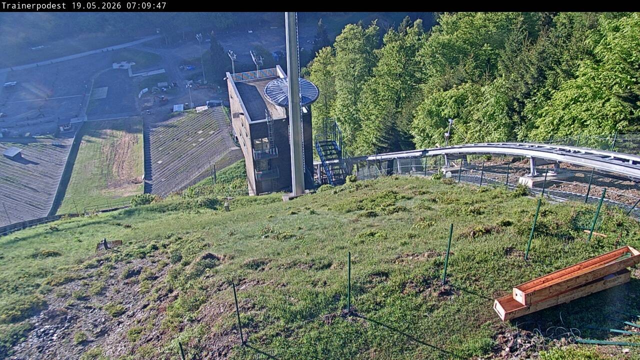 Archiv Foto Webcam Willingen: Blick Schanzentisch der Skisprungschanze