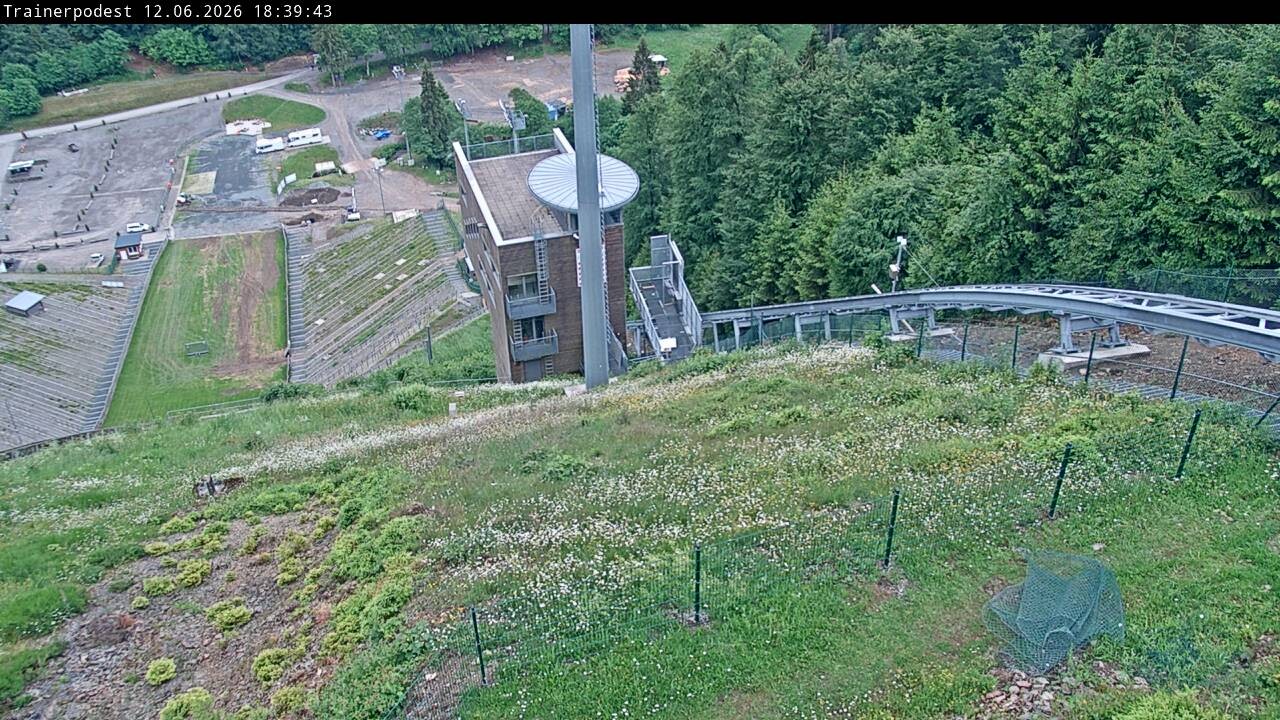 Archiv Foto Webcam Willingen: Blick Schanzentisch der Skisprungschanze