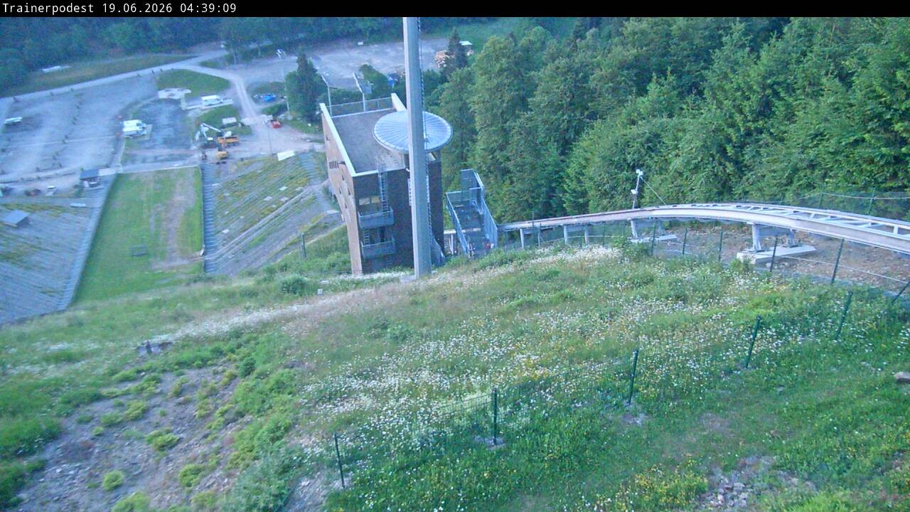 Archiv Foto Webcam Willingen: Blick Schanzentisch der Skisprungschanze