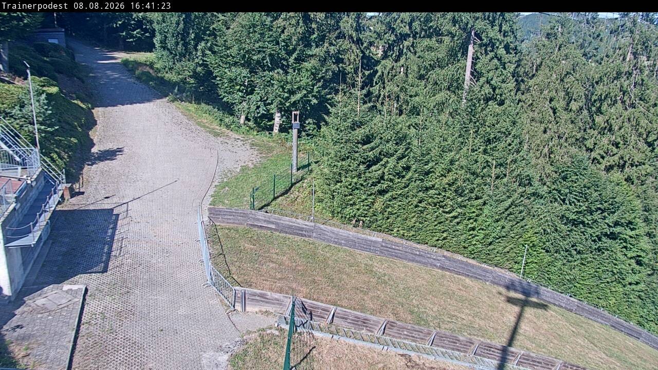Archiv Foto Webcam Willingen: Blick Schanzentisch der Skisprungschanze