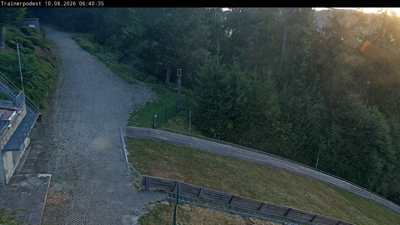 Archiv Foto Webcam Willingen: Blick Schanzentisch der Skisprungschanze