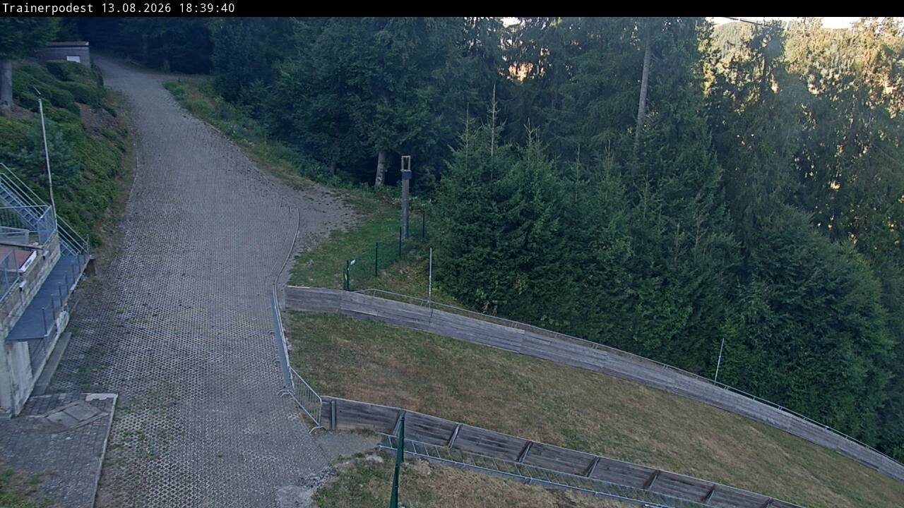 Archiv Foto Webcam Willingen: Blick Schanzentisch der Skisprungschanze
