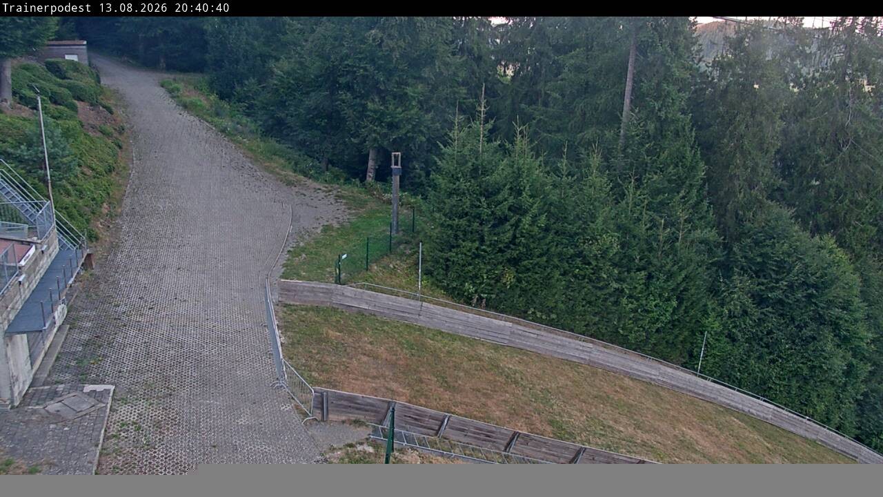 Archiv Foto Webcam Willingen: Blick Schanzentisch der Skisprungschanze