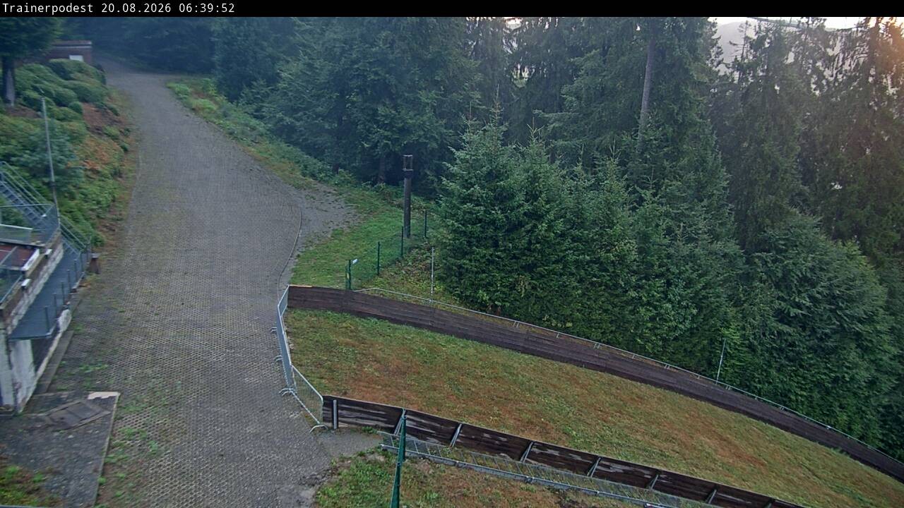 Archiv Foto Webcam Willingen: Blick Schanzentisch der Skisprungschanze