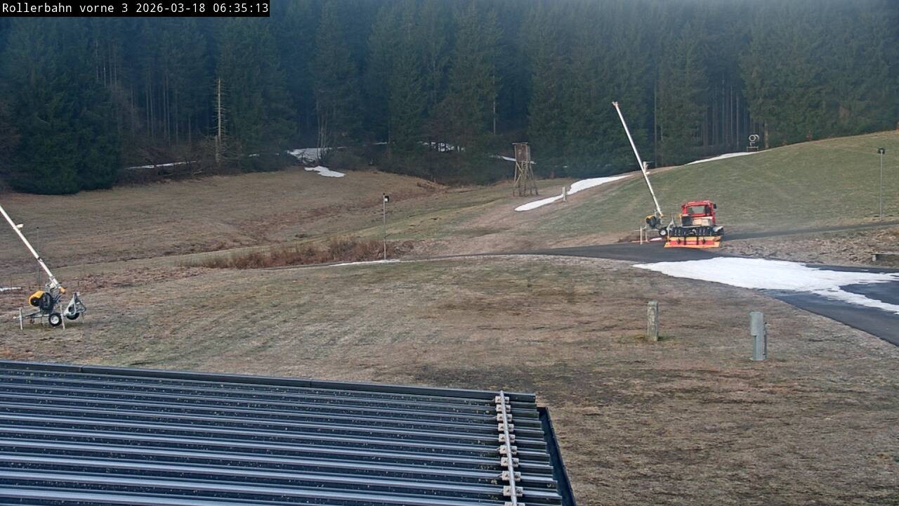 Archiv Foto Webcam Willingen - Blick Rollerbahn der Biathlon Arena