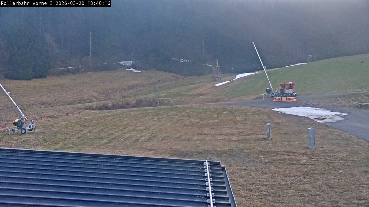 Archiv Foto Webcam Willingen - Blick Rollerbahn der Biathlon Arena