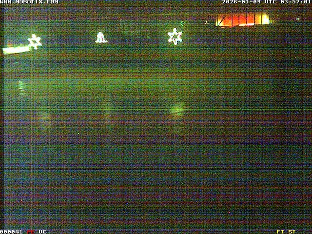 Archiv Foto Webcam Willingen: Blick in die Eissporthalle