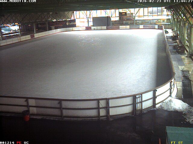 Archiv Foto Webcam Willingen: Blick in die Eissporthalle