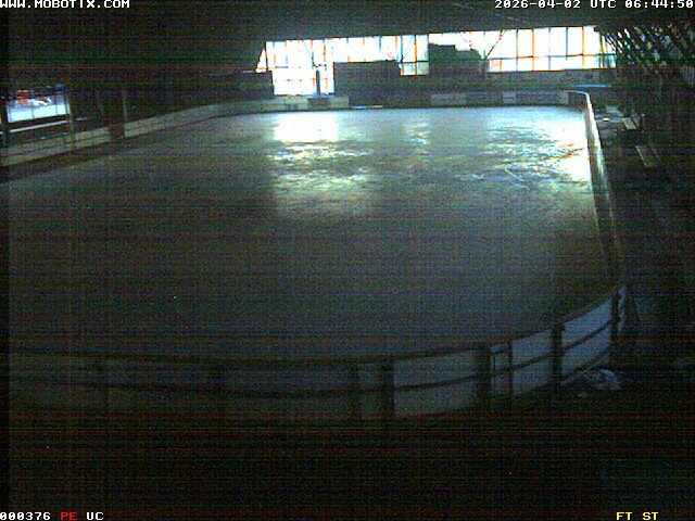 Archiv Foto Webcam Willingen: Blick in die Eissporthalle
