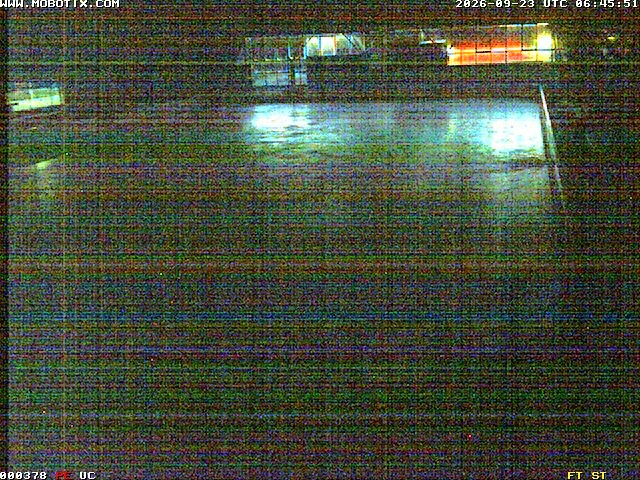 Archiv Foto Webcam Willingen: Blick in die Eissporthalle
