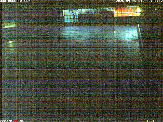 Archiv Foto Webcam Willingen: Blick in die Eissporthalle