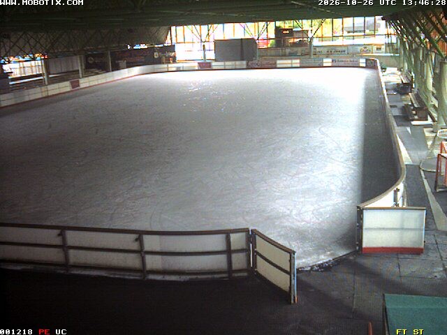 Archiv Foto Webcam Willingen: Blick in die Eissporthalle
