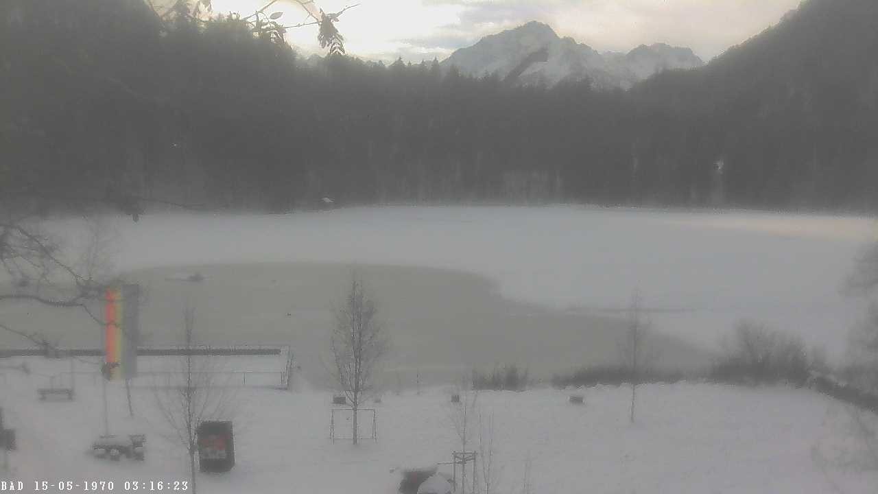 Archived image Webcam Oberstdorf: Freibergsee Sunbathing Area