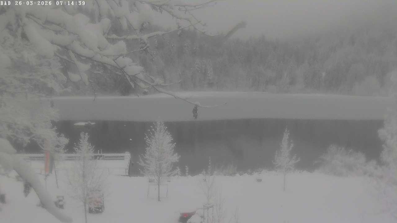 Archived image Webcam Oberstdorf: Freibergsee Sunbathing Area