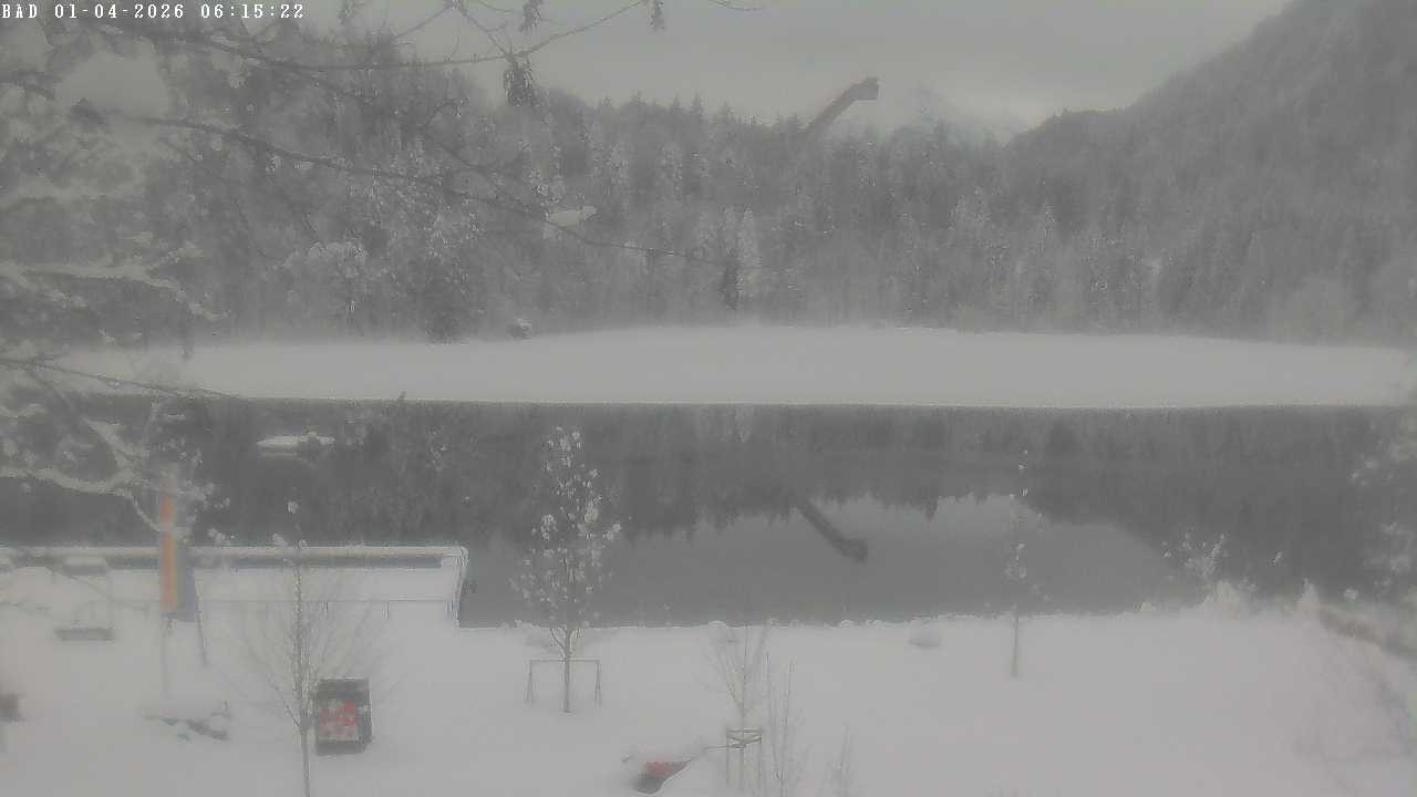 Archived image Webcam Oberstdorf: Freibergsee Sunbathing Area