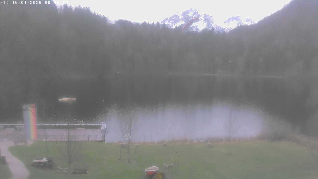 Archived image Webcam Oberstdorf: Freibergsee Sunbathing Area