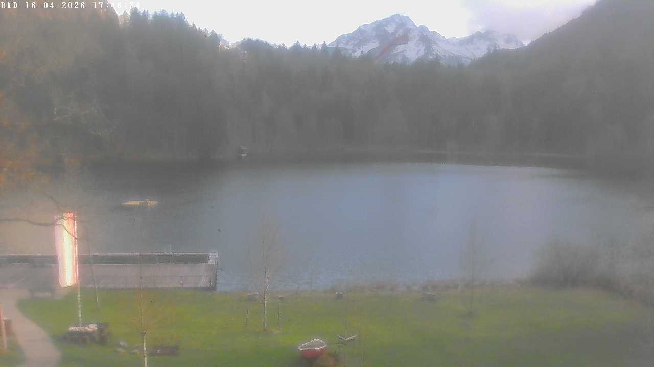 Archived image Webcam Oberstdorf: Freibergsee Sunbathing Area