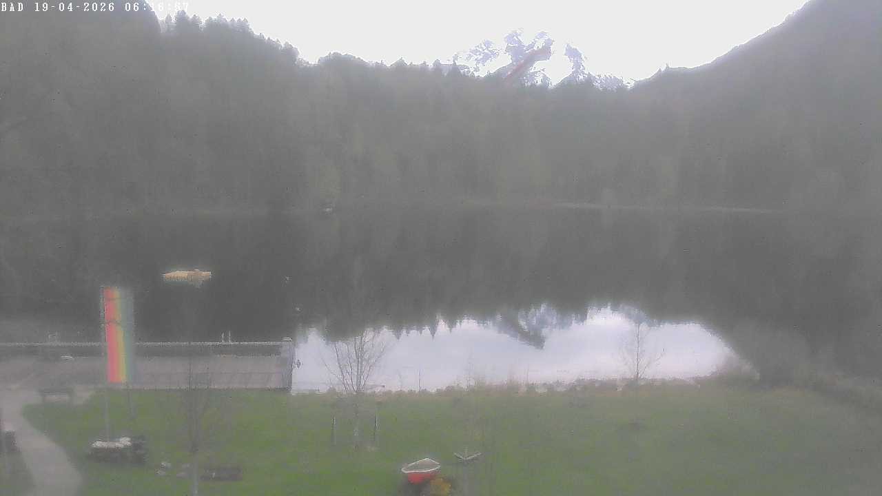 Archived image Webcam Oberstdorf: Freibergsee Sunbathing Area