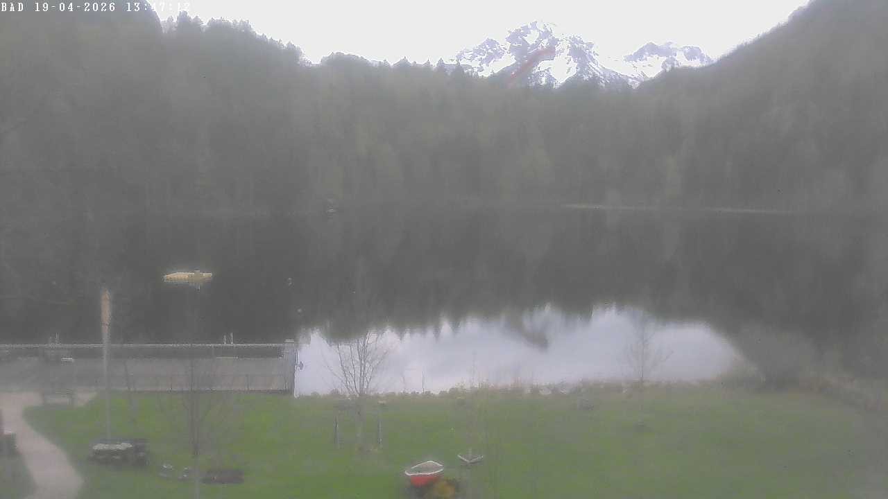 Archived image Webcam Oberstdorf: Freibergsee Sunbathing Area