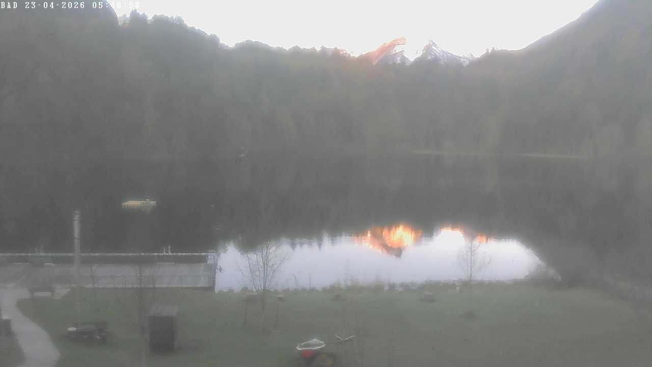 Archived image Webcam Oberstdorf: Freibergsee Sunbathing Area