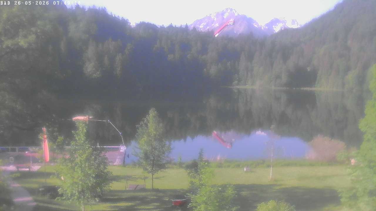 Archived image Webcam Oberstdorf: Freibergsee Sunbathing Area