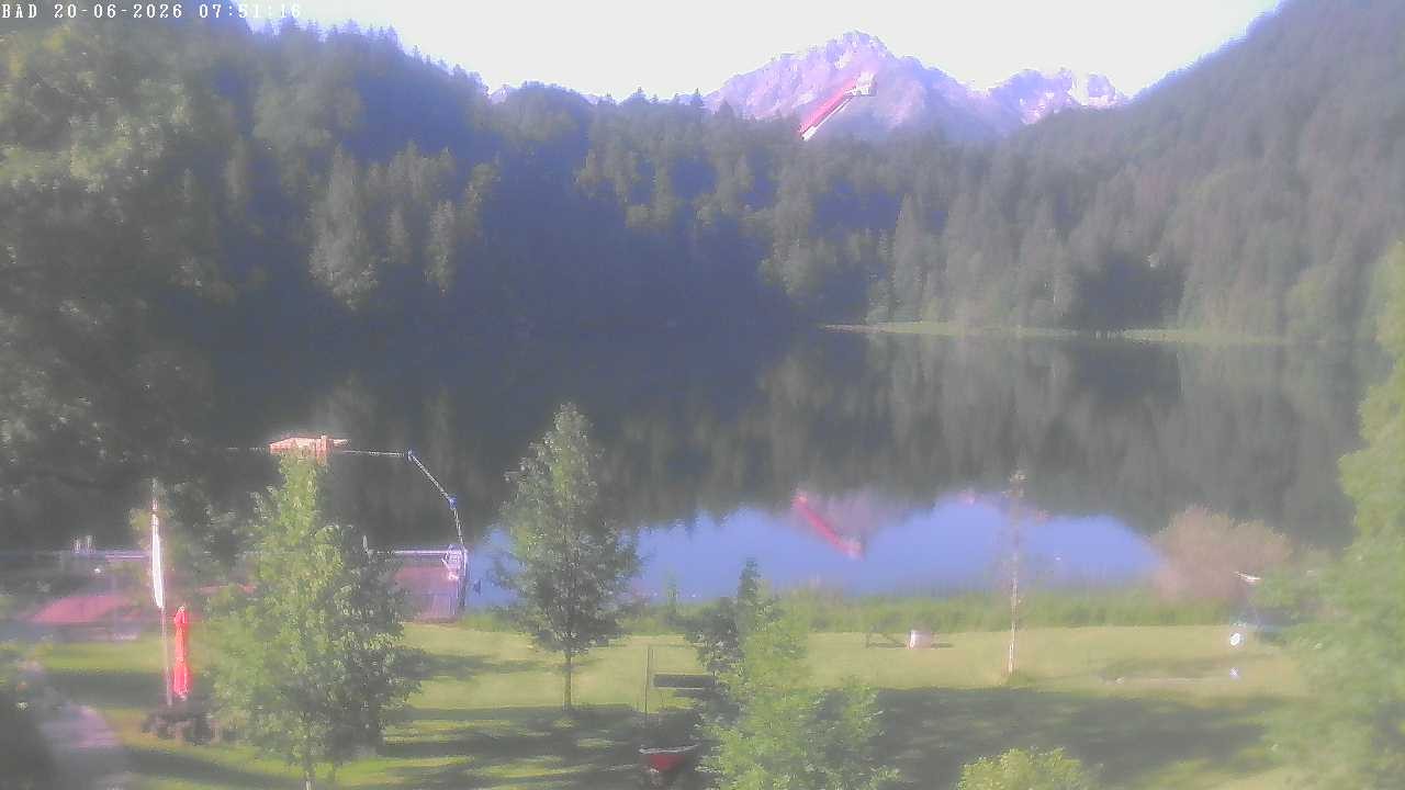 Archived image Webcam Oberstdorf: Freibergsee Sunbathing Area