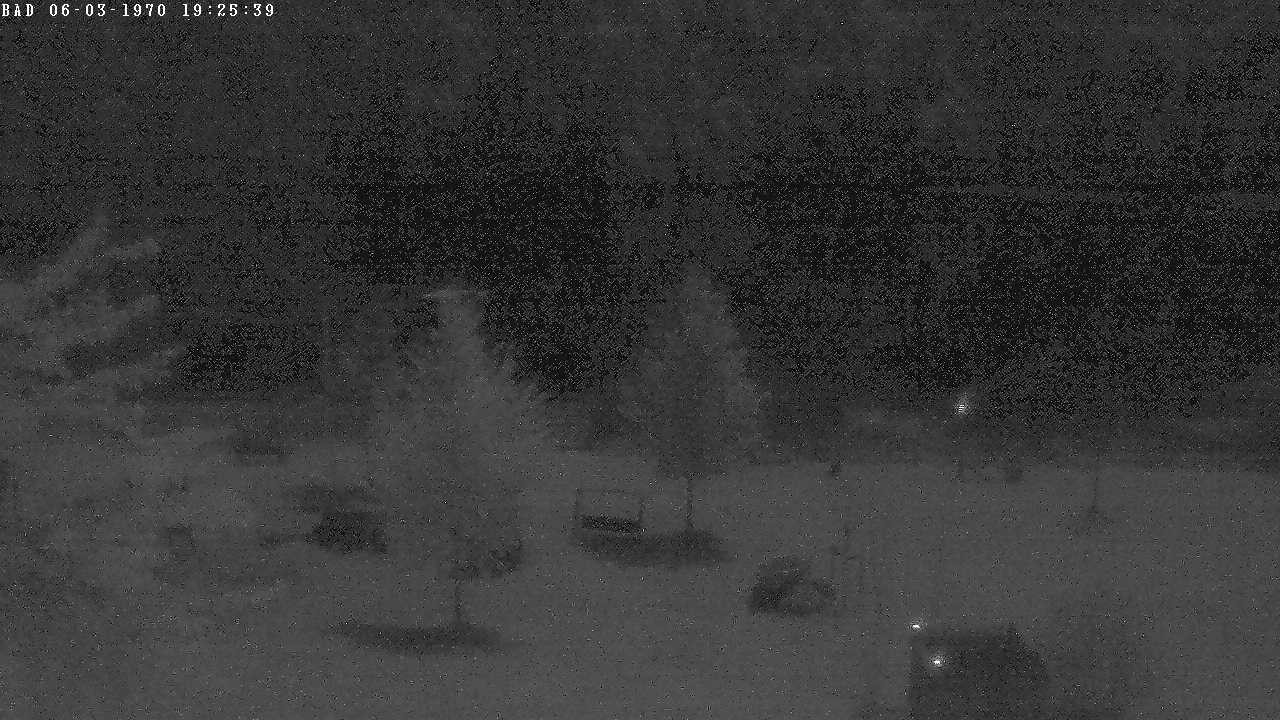 Archived image Webcam Oberstdorf: Freibergsee Sunbathing Area