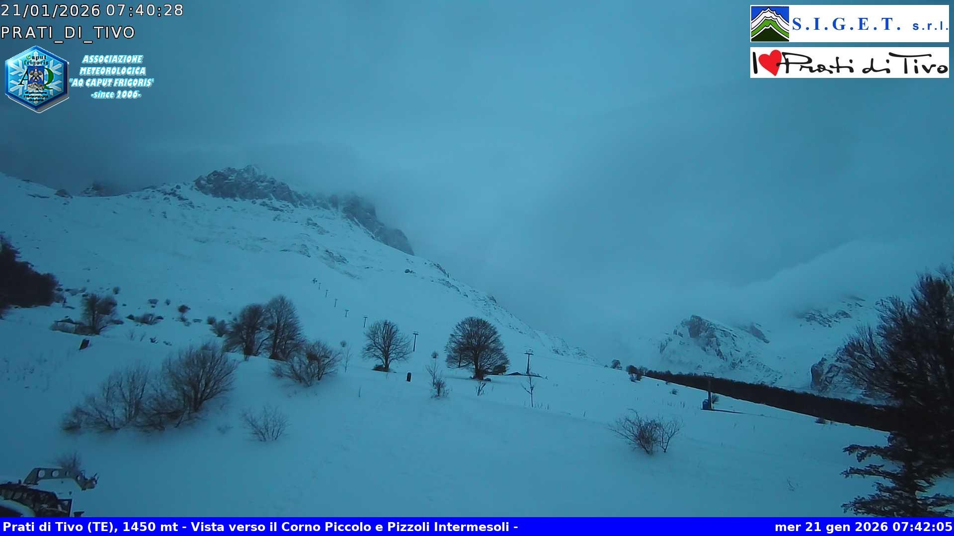 Archiv Foto Webcam Prati di Tivo - Skilift