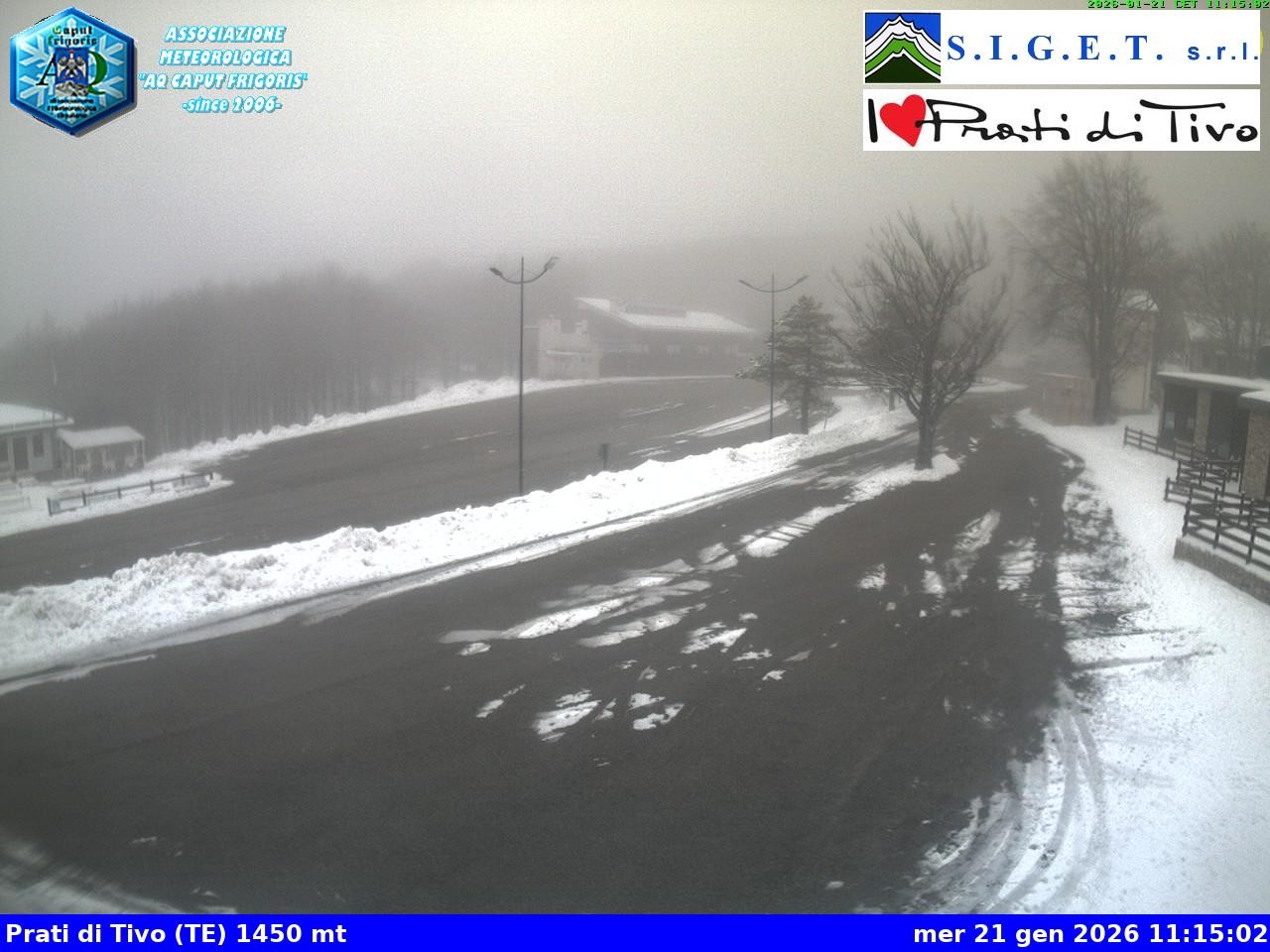 Archiv Foto Webcam Prati di Tivo - Italien
