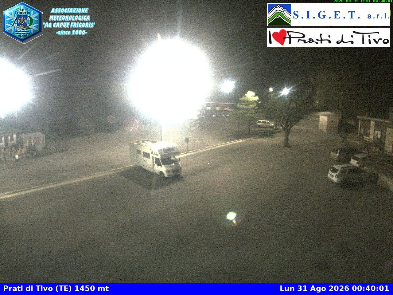 Archiv Foto Webcam Prati di Tivo - Italien