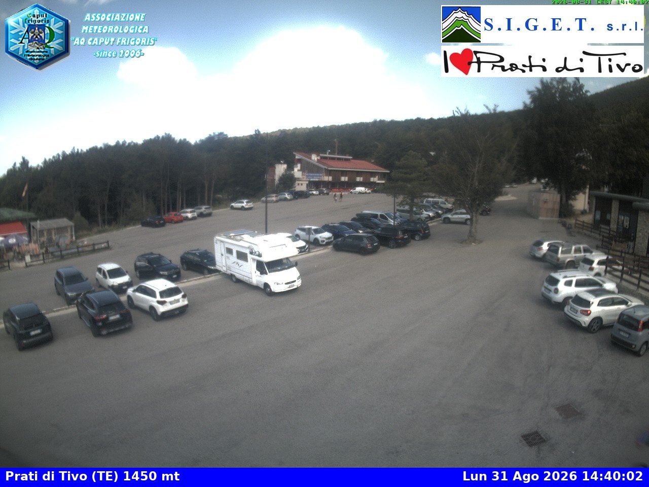 Archiv Foto Webcam Prati di Tivo - Italien