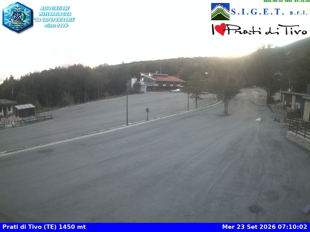 Archived image Webcam Prati di Tivo - Italy