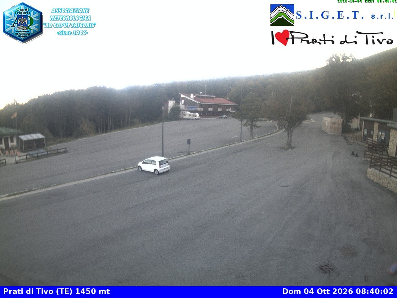Archived image Webcam Prati di Tivo - Italy