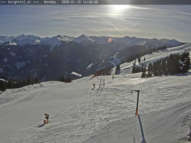 Archived image Webcam Saalbach - View from Seidl Alm
