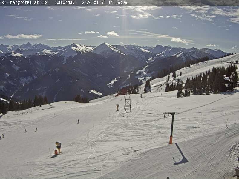 Archiv Foto Webcam Saalbach Hinterglemm - Berghotel Seidl-Alm
