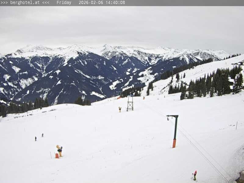 Archiv Foto Webcam Saalbach Hinterglemm - Berghotel Seidl-Alm