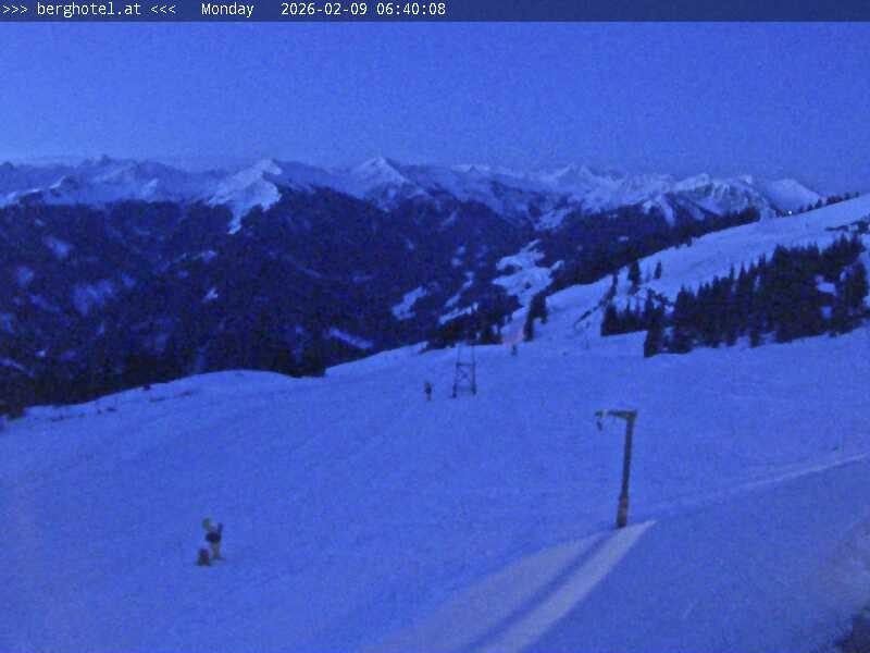 Archiv Foto Webcam Saalbach Hinterglemm - Berghotel Seidl-Alm