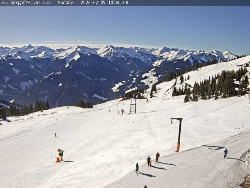 Archiv Foto Webcam Saalbach Hinterglemm - Berghotel Seidl-Alm