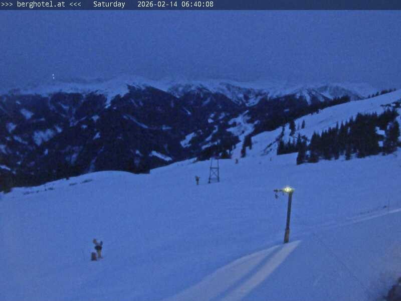 Archiv Foto Webcam Saalbach Hinterglemm - Berghotel Seidl-Alm