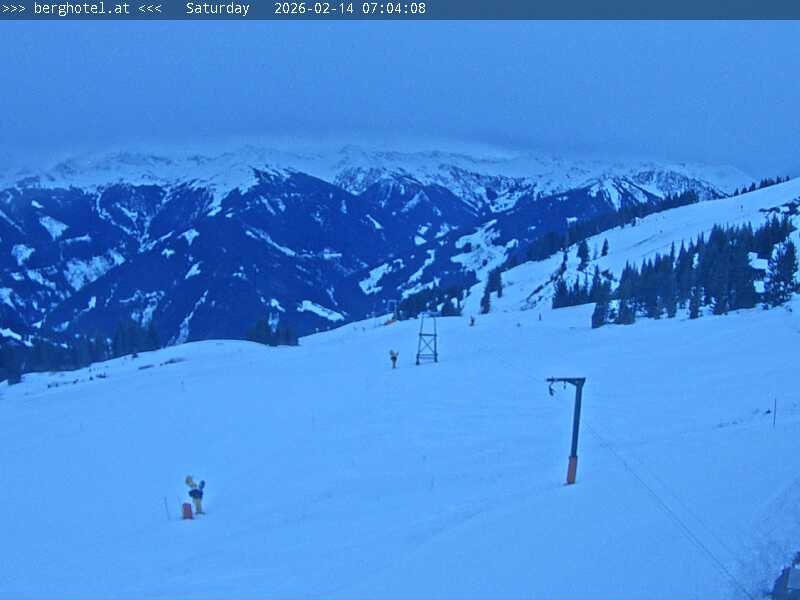 Archiv Foto Webcam Saalbach Hinterglemm - Berghotel Seidl-Alm
