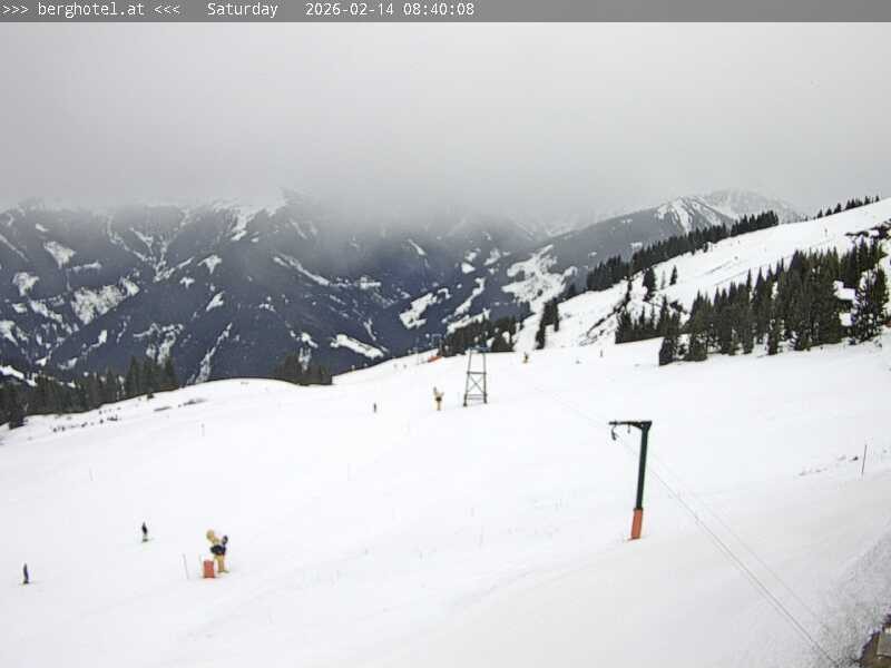 Archiv Foto Webcam Saalbach Hinterglemm - Berghotel Seidl-Alm