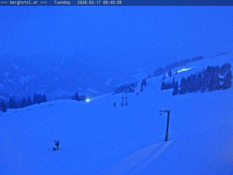 Archiv Foto Webcam Saalbach Hinterglemm - Berghotel Seidl-Alm