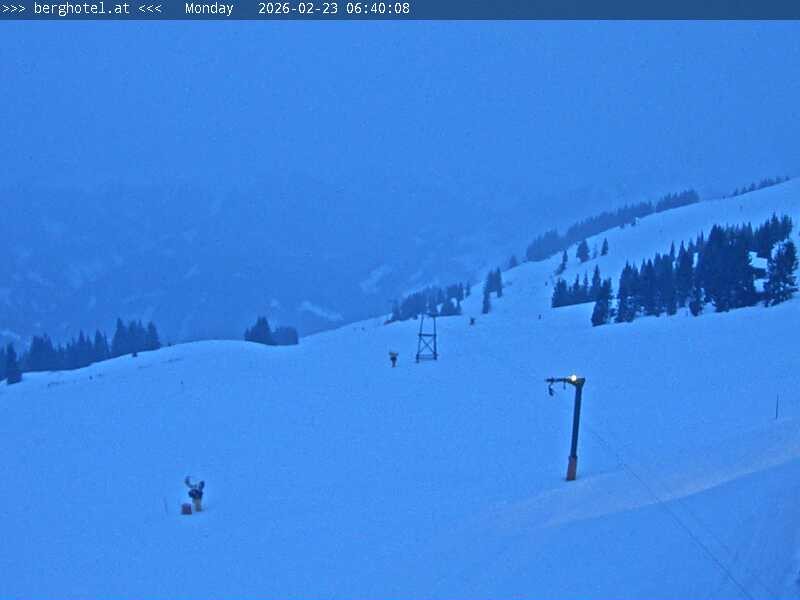 Archived image Webcam Saalbach - View from Seidl Alm