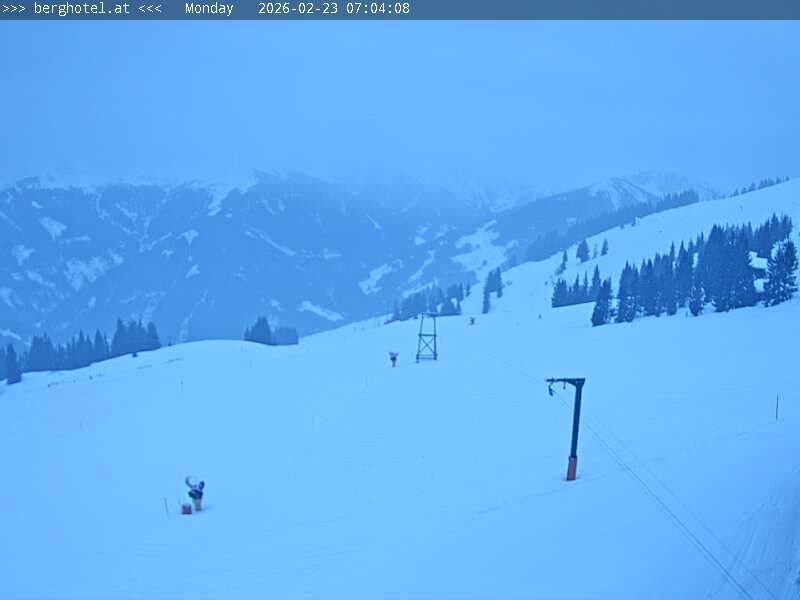 Archived image Webcam Saalbach - View from Seidl Alm