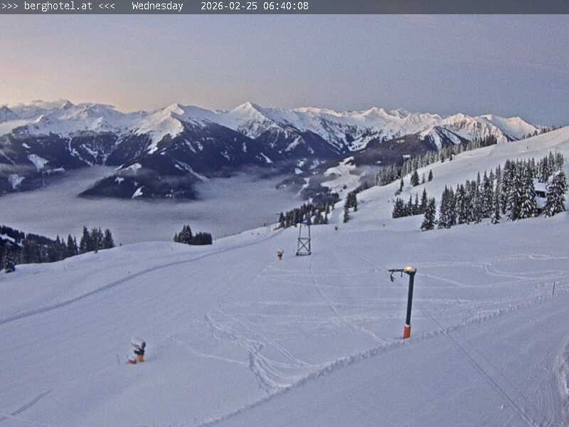 Archiv Foto Webcam Saalbach Hinterglemm - Berghotel Seidl-Alm