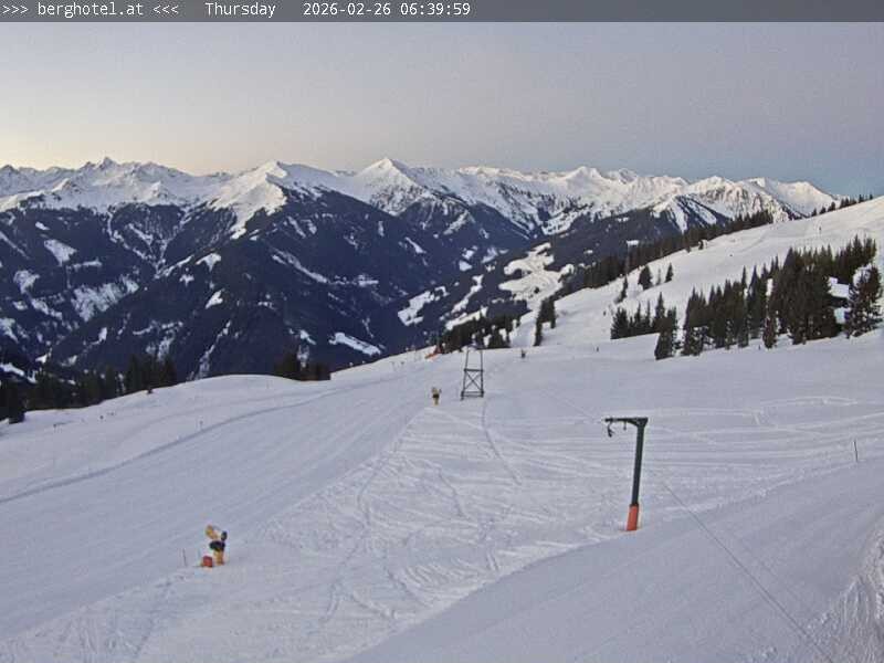 Archived image Webcam Saalbach - View from Seidl Alm