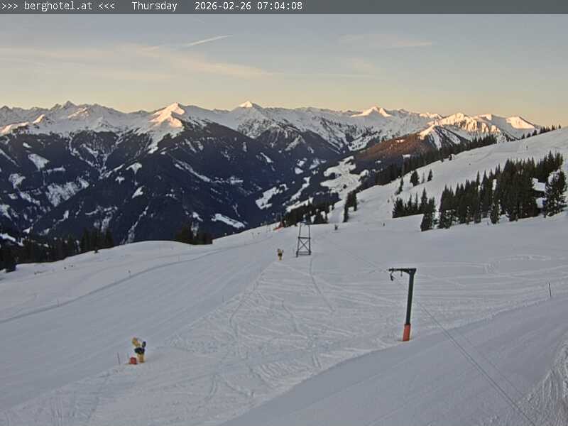 Archived image Webcam Saalbach - View from Seidl Alm