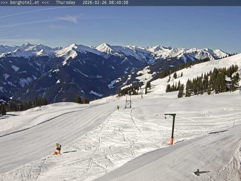 Archived image Webcam Saalbach - View from Seidl Alm