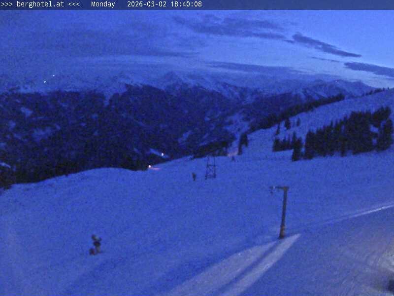 Archiv Foto Webcam Saalbach Hinterglemm - Berghotel Seidl-Alm