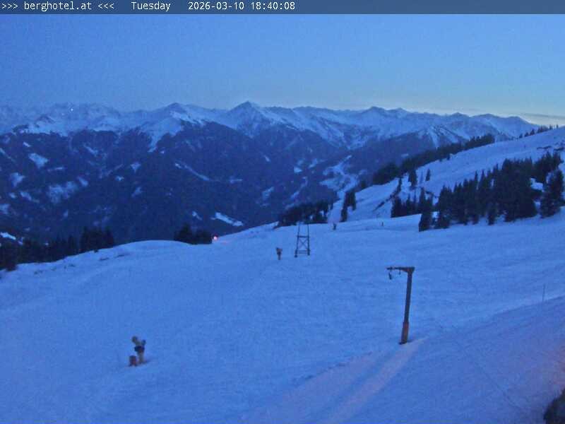 Archived image Webcam Saalbach - View from Seidl Alm
